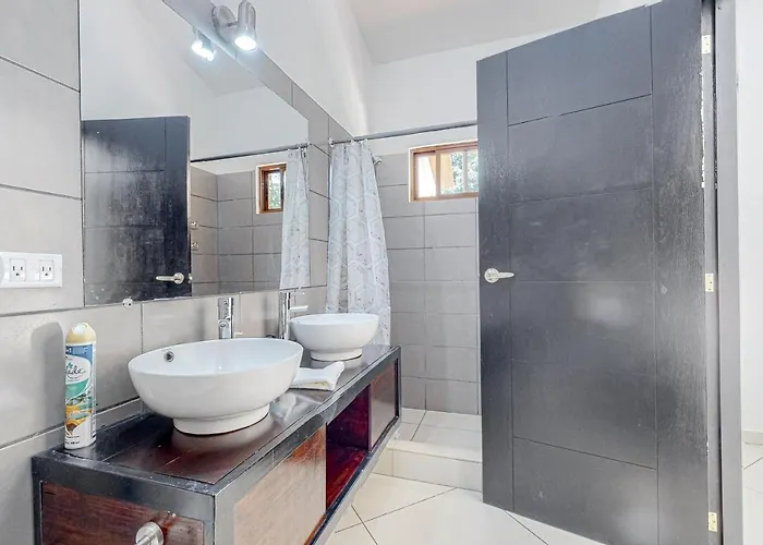Casa Domus Tamarindo